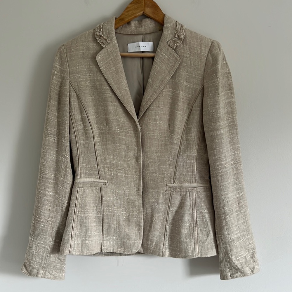 T Tahari Linen Blend Blazer